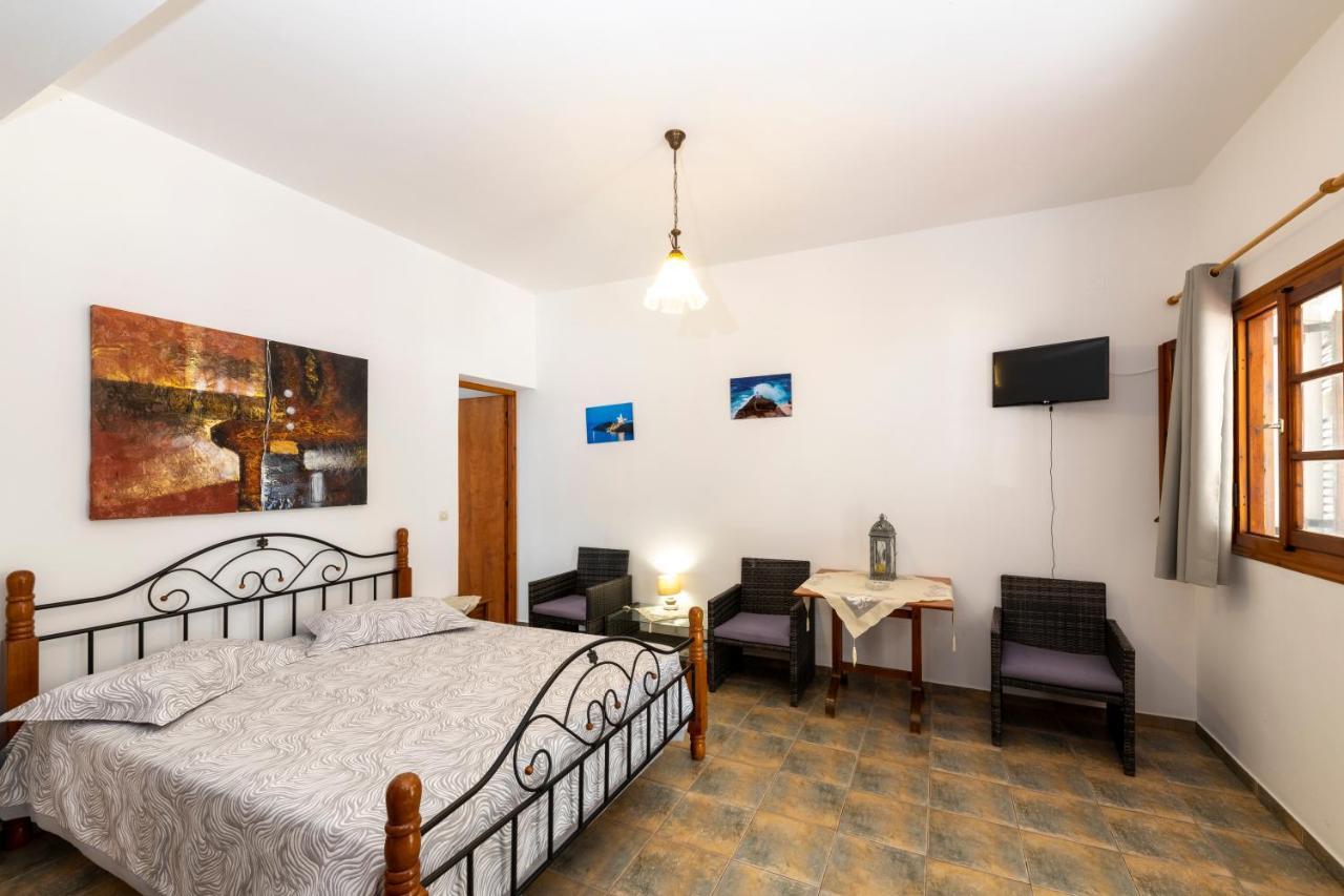 Maria Studios Cherronisos  Ngoại thất bức ảnh